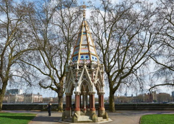 Judíos británico consternados por la oposición a Memorial del Holocausto cerca del Parlamento