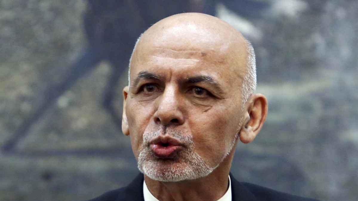 Afganistán promete “eliminar” a ISIS tras atentado suicida que dejó 63 muertos en Kabul