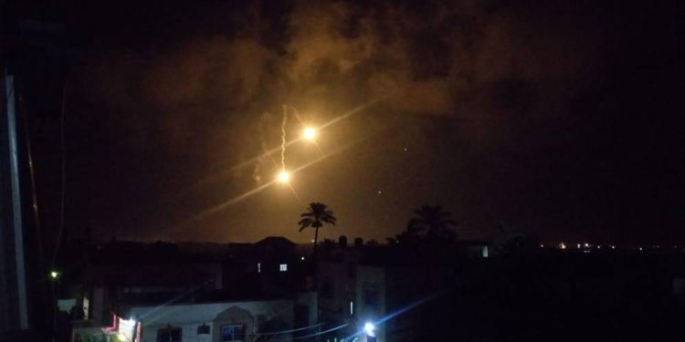Tres morteros lanzados contra Israel desde Gaza, FDI ataca a Hamas en respuesta