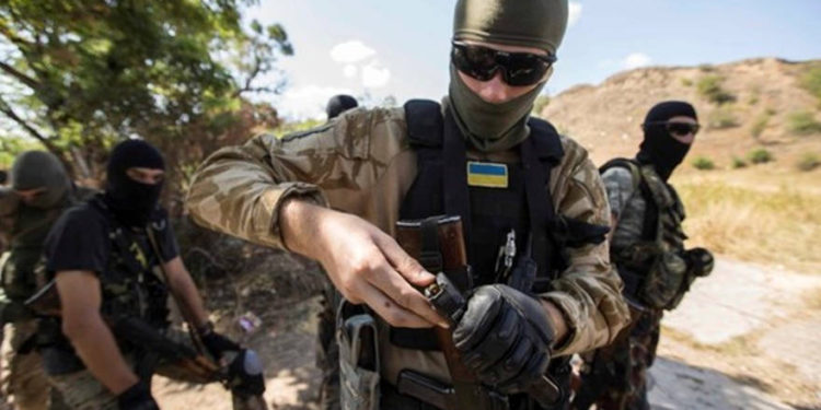 Ucrania destruye base militar pro-rusa en Donbass