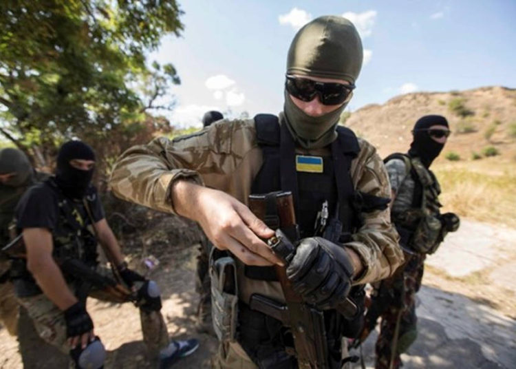 Ucrania destruye base militar pro-rusa en Donbass