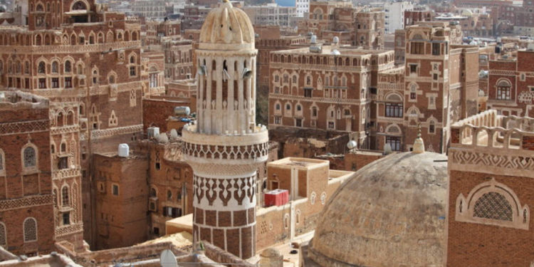 La capital de Yemen, Sanaa, en 2015 (CC BY-SA Wikimedia Commons)