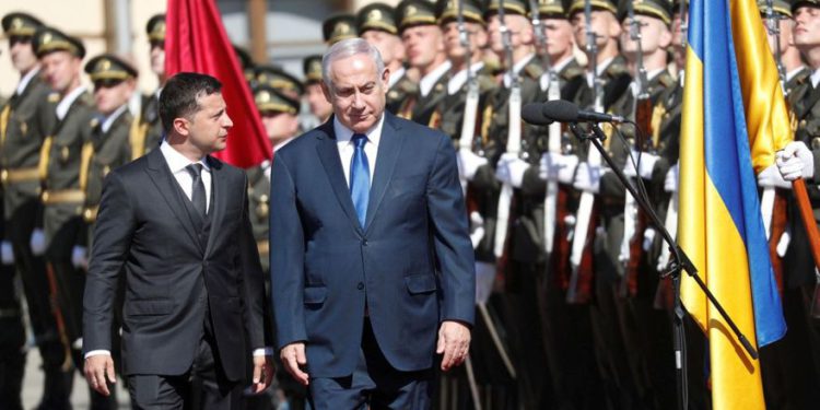 Netanyahu y Zelensky discuten sobre la mediación de Israel en el conflicto entre Ucrania y Rusia