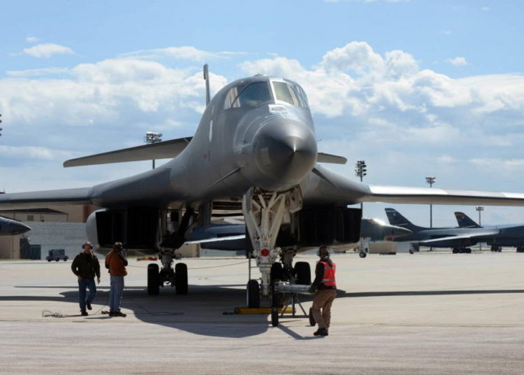 Fuerza Aérea de EE.UU. considera reducir la flota de bombarderos B-1 para ahorrar