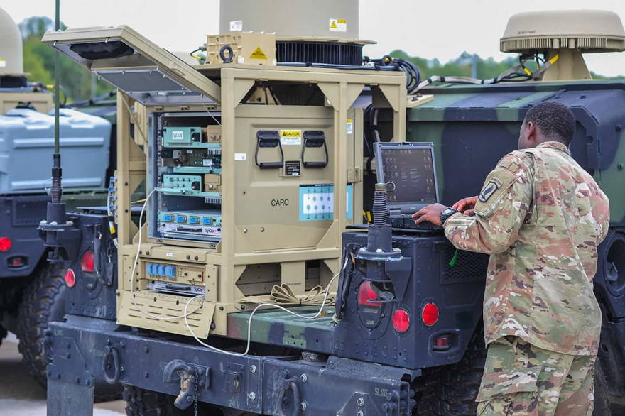 Ejército de EE.UU. reciben equipo de comunicación táctica de última generación