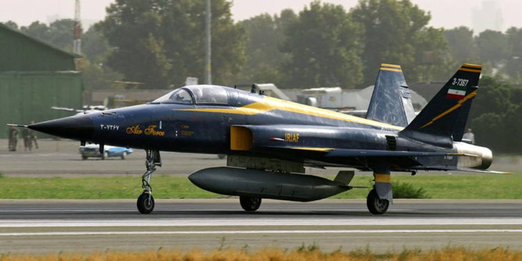 ¿Podrían los viejos F-5 de Irán derribar al caza furtivo F-35?