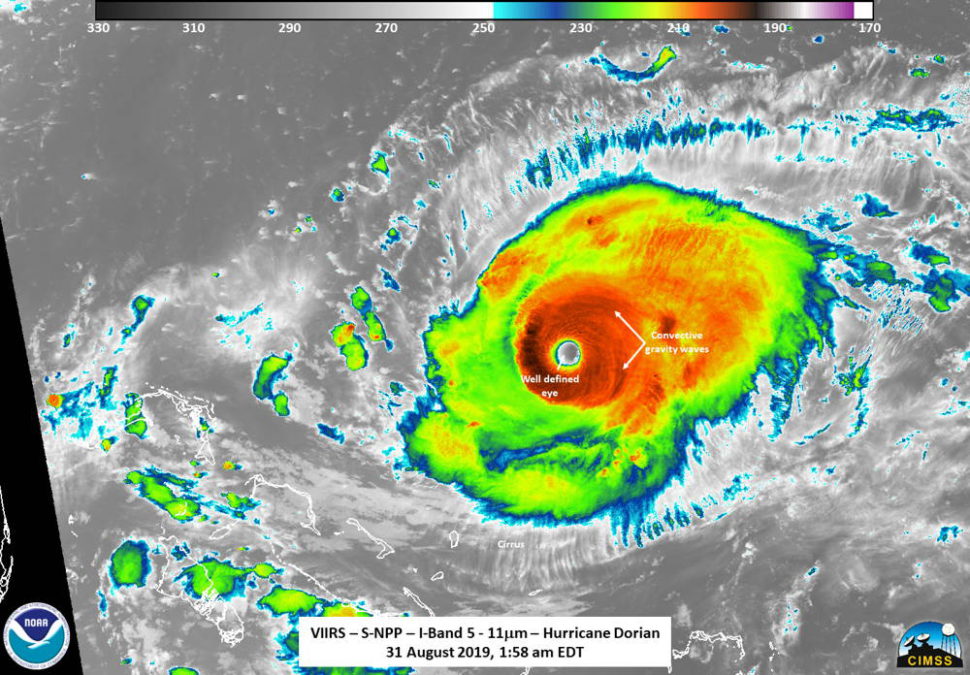 La NASA observa cómo el huracán Dorian de categoría 4 todavía se dirige al noroeste de Bahamas