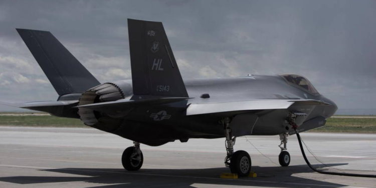 Pilotos de la Fuerza Aérea de EE. UU relatan porqué el F-35 es un caza de superioridad aérea