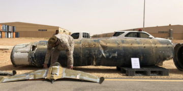 ataque con aviones teledirigidos a instalaciones petroleras sauditas es una importante escalada