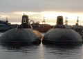 Dos submarinos y buques de guerra rusos llegan a la base naval de Tartus en Siria