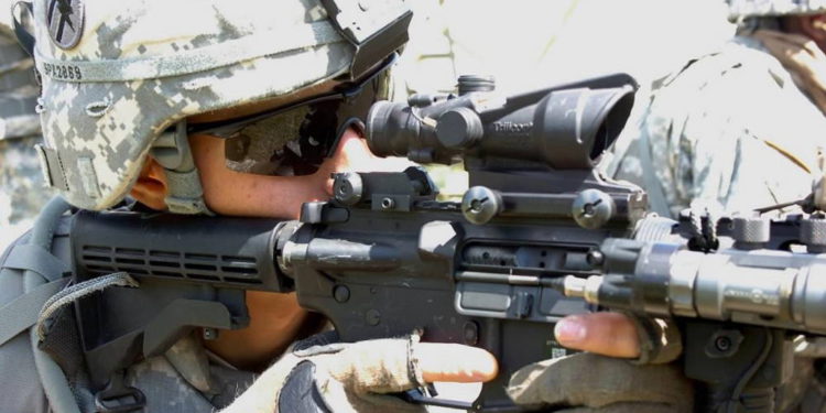 Ejército de EE.UU. solicita nuevo contrato para rifles M16A4