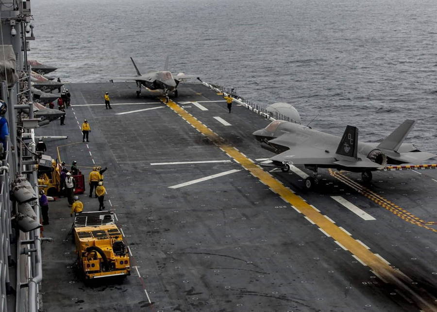 Nuevo F-35B de la Marina de EE.UU. convierte su buque de asalto anfibio en un portaaviones ligero