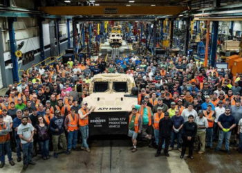 Oshkosh Defense alcanza el hito de producción de 5.000 JLTV