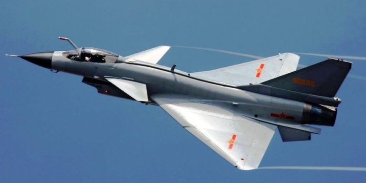 ¿Israel “transfirió” tecnología militar para ayudar a China a construir su caza J-10?