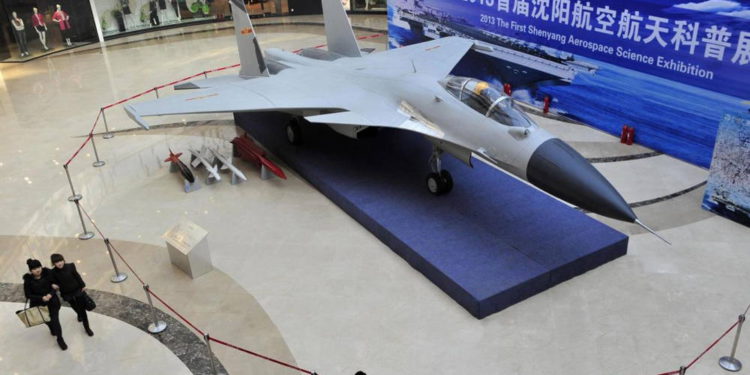 J-15 de China sufre las consecuencias de ser una copia de un caza ruso
