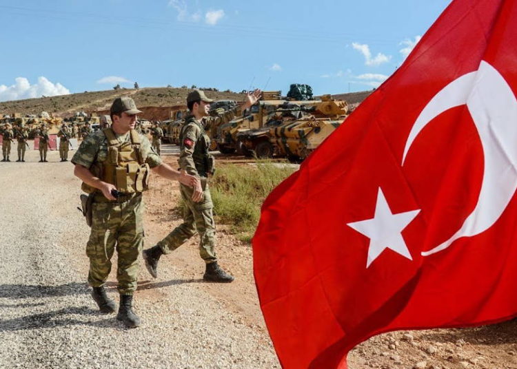 Turquía ataca a militantes kurdos en el norte de Siria