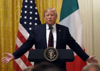 Trump afirma que miembros de ISIS son “liberados deliberadamente” para hacerlo quedar mal