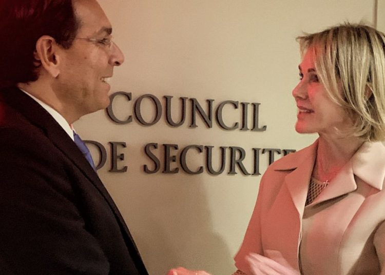 El embajador de la ONU Danny Danon y el embajador de la ONU Kelly Craft. (Crédito de la foto: ISRAEL MISSION TO THE UN)