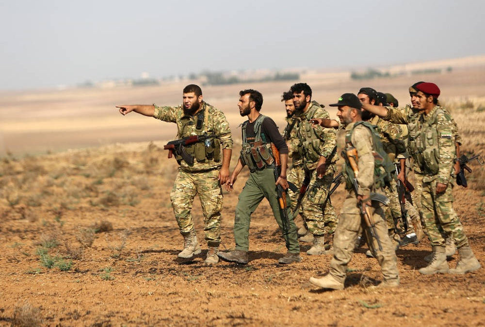 ¿Turquía está planeando reclutar sirios para luchar contra Armenia?