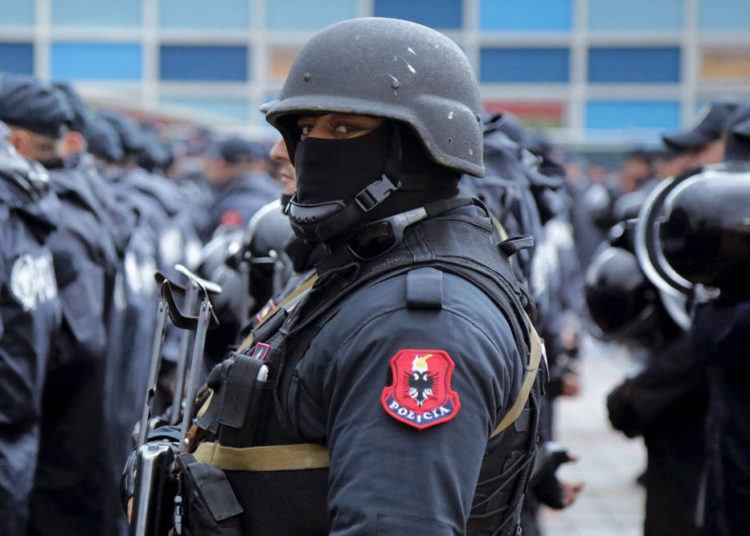 Policía de Albania frustra complot terrorista planeado por Irán