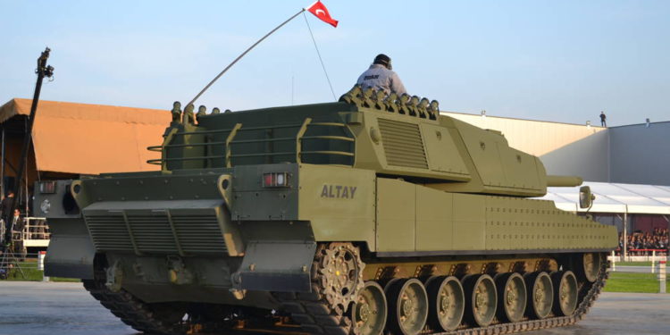 Programa de tanques multimillonarios Altay de Turquía enfrenta retraso