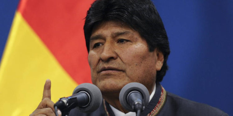 Expresidente boliviano Morales sale de Argentina en vuelo a Venezuela