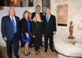 El embajador de Estados Unidos en Israel, David Friedman, con el primer ministro Benjamin Netanyahu y su esposa, Sara | Foto: GPO / Amos Ben Gershom