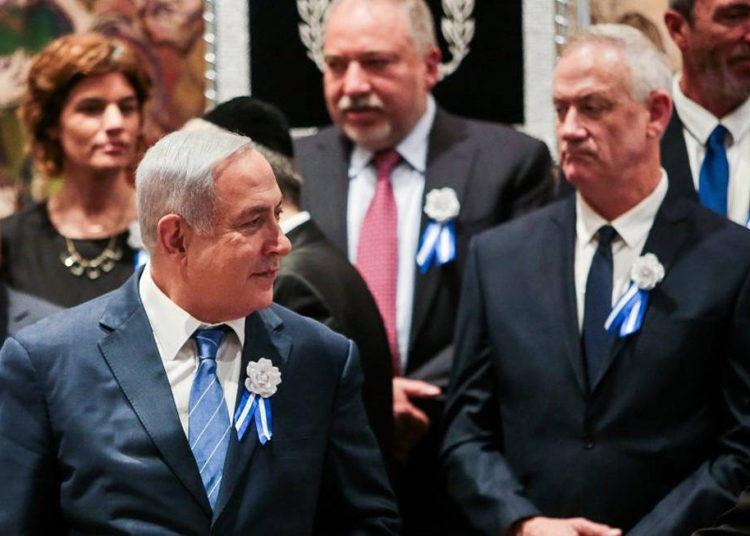 Trump confirma que Netanyahu y Gantz visitarán la Casa Blanca la próxima semana