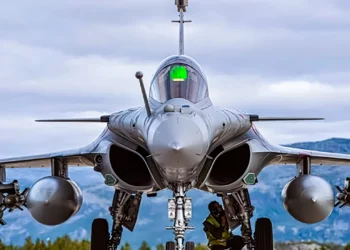 India califica a los cazas Dassault Rafale de Francia “superiores” a los Su-30MKI de Rusia