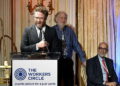 Seth Rogen y su padre honrados por contribuir a la cultura judía