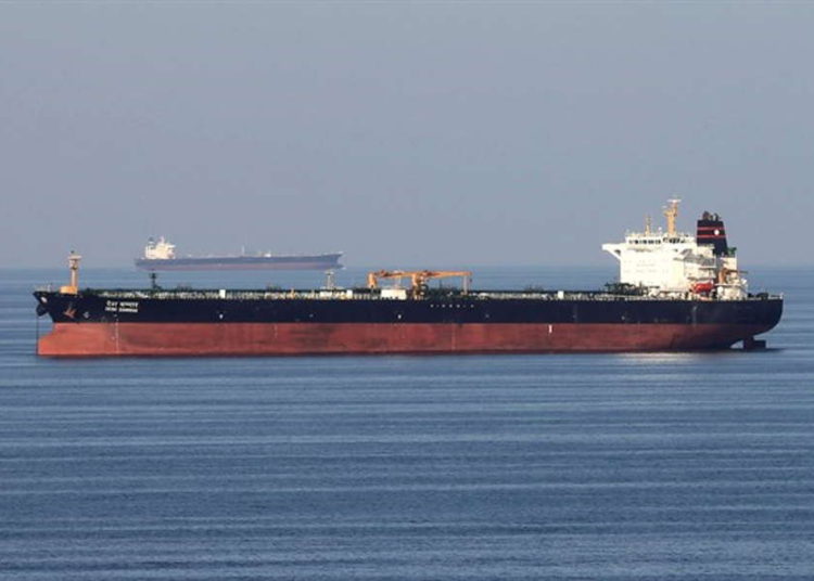 Irán dice que capturó un barco que transportaba combustible de contrabando