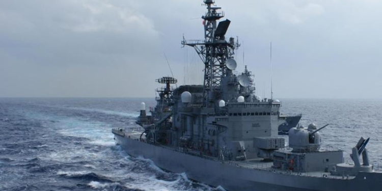 Japón enviará un destructor y avión patrulla a Medio Oriente para proteger buques