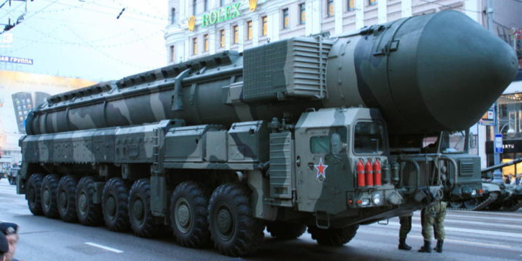 Rusia encarga el misil hipersónico Avangard