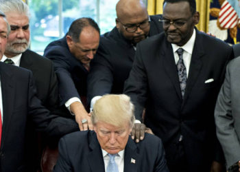Evangélicos ven el plan Trump como prueba de que “Israel fue besado por Dios”