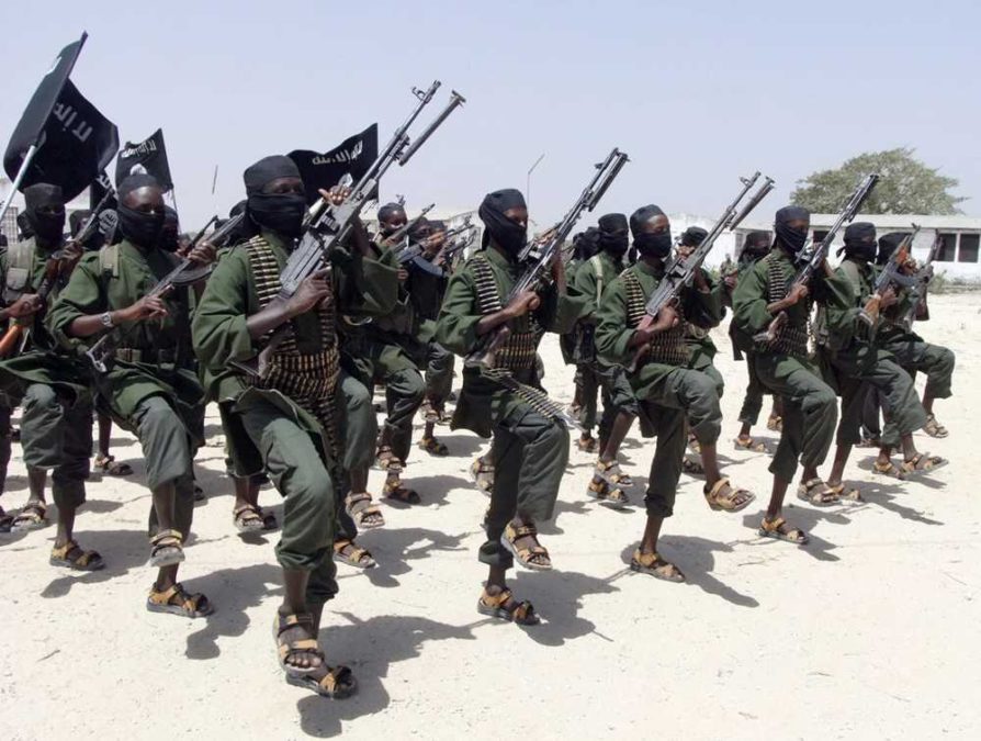 Islamistas de Al-Shabaab se atribuyen atentado que asesinó a 79 personas en Somalia
