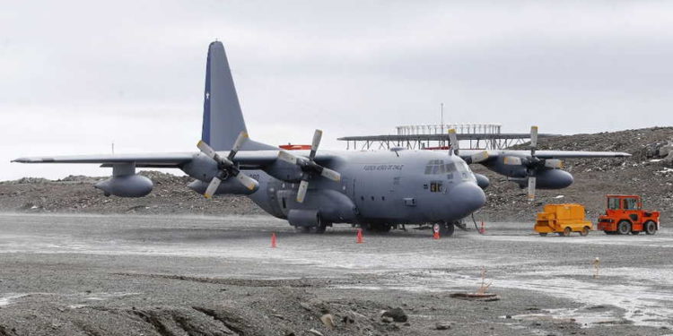 Israel ayudó a encontrar restos del avión chileno perdido cerca de la Antártida