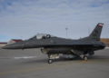 F-16 de EE. UU. recibe nuevo esquema de pintura de un solo color