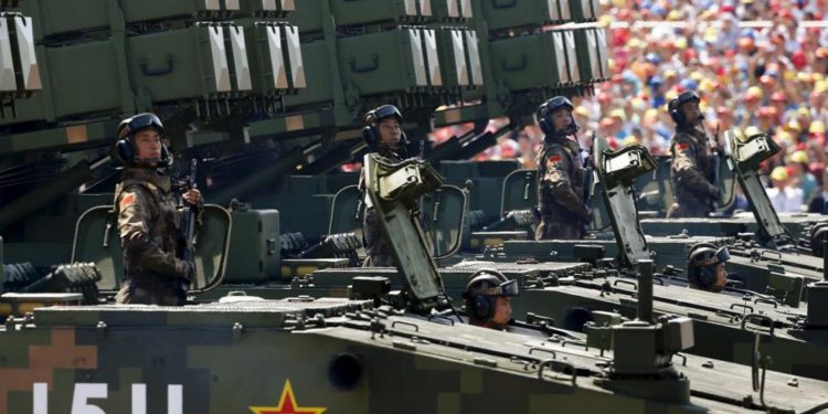 Pentágono dice que China planea duplicar su arsenal nuclear