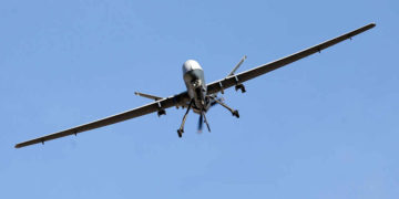 Dron de EE. UU. se acerca al avión del ministro de Defensa de Rusia sobre Europa