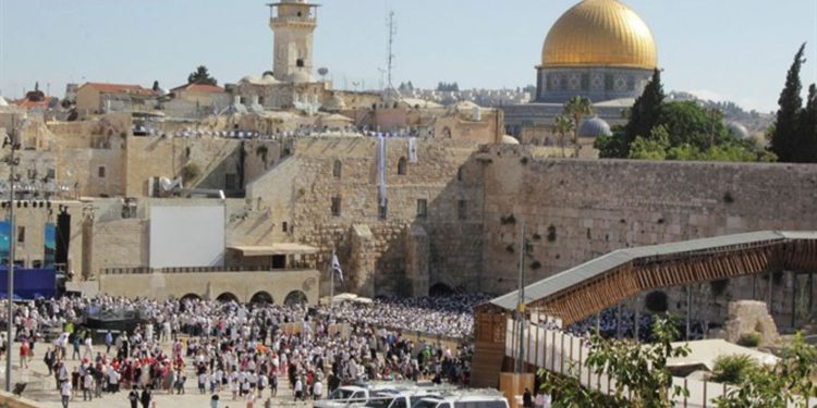 Israel concedió la ciudadanía a 1.200 palestinos del este de Jerusalem en 2019
