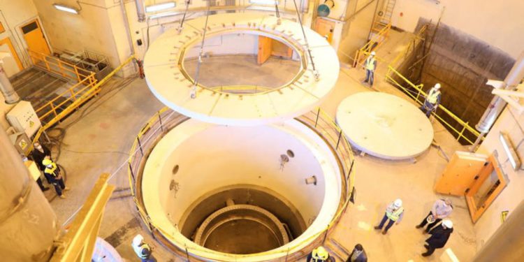 Irán reinicia operaciones en reactor nuclear de agua pesada