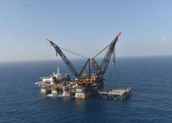 El gas comienza a fluir de Israel a Egipto