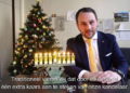 Diputado judío belga criticado por encender menorá cerca de un nacimiento