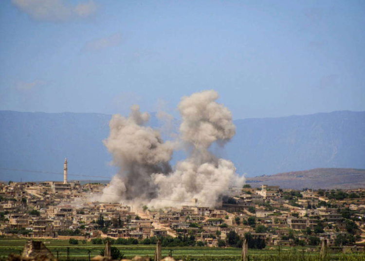 ONU y la Unión Europea condenan los bombardeos del régimen de Assad en Siria