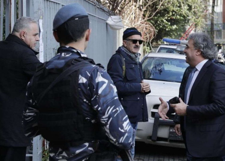 Líbano emite prohibición de viaje al fugitivo ex jefe de Nissan, Carlos Ghosn