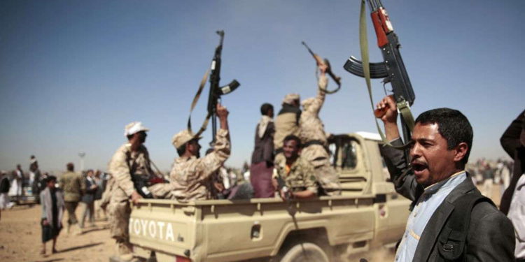 Coalición árabe anuncia alto el fuego de dos semanas en Yemen