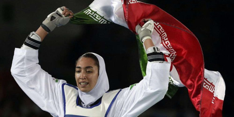La única medallista olímpica de Irán entrena en Holanda tras haber desertado