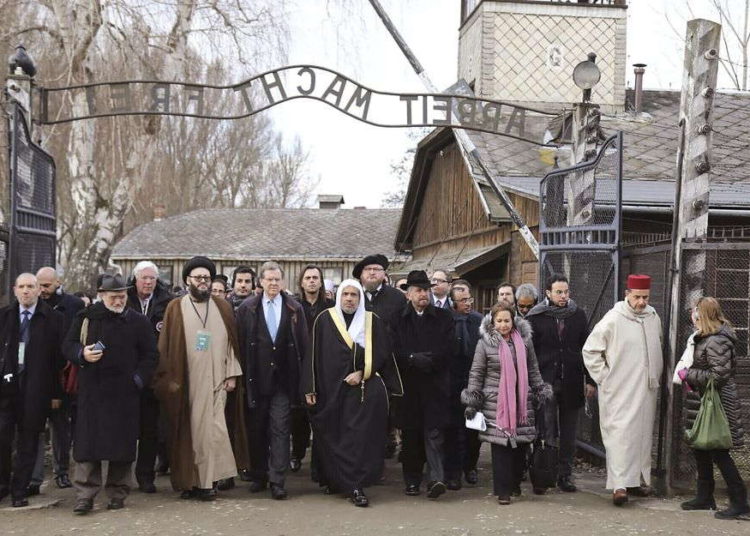 Obispos de Europa conmemoran la liberación de Auschwitz condenando el antisemitismo