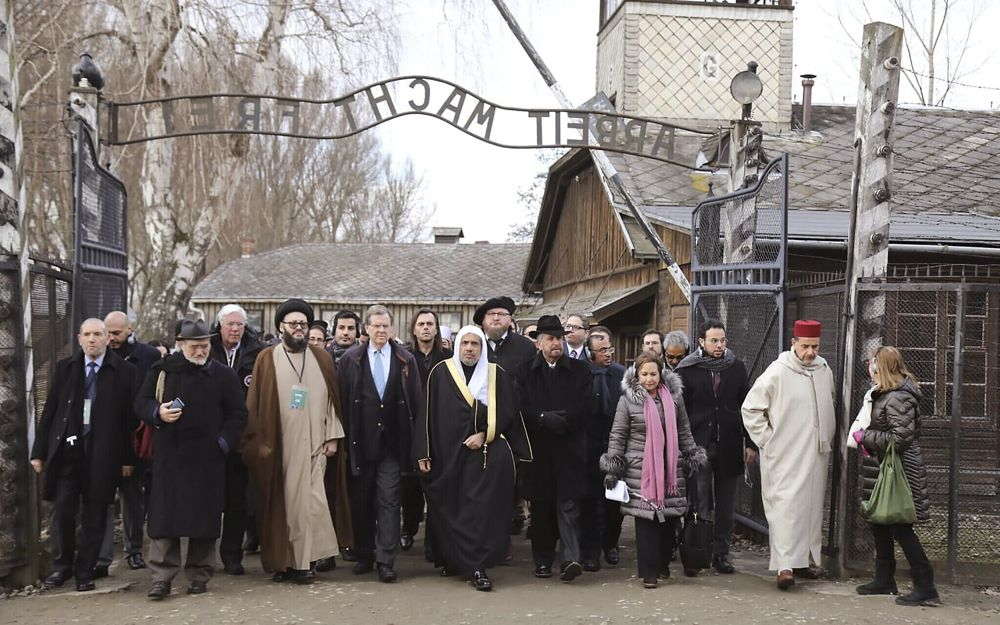 Obispos de Europa conmemoran la liberación de Auschwitz condenando el antisemitismo
