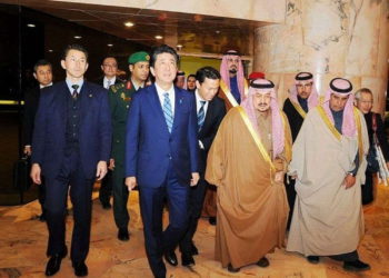 Primer ministro de Japón, Shinzo Abe, visita Arabia Saudita